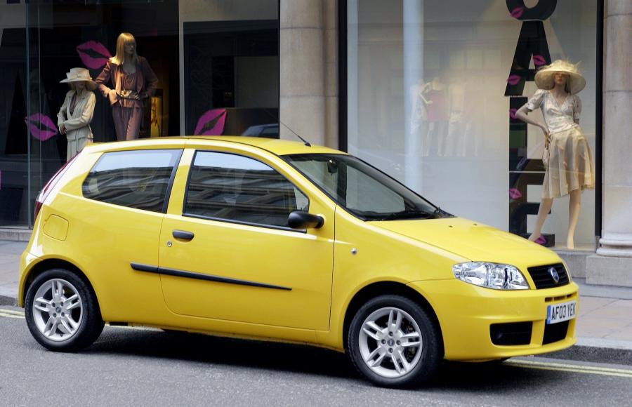  Fiat Punto 2003 года  (фото 42 из 67)